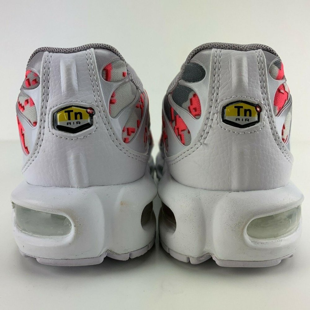Nike Air Max Plus TN Womens Running Shoes - Picture 7 of 8